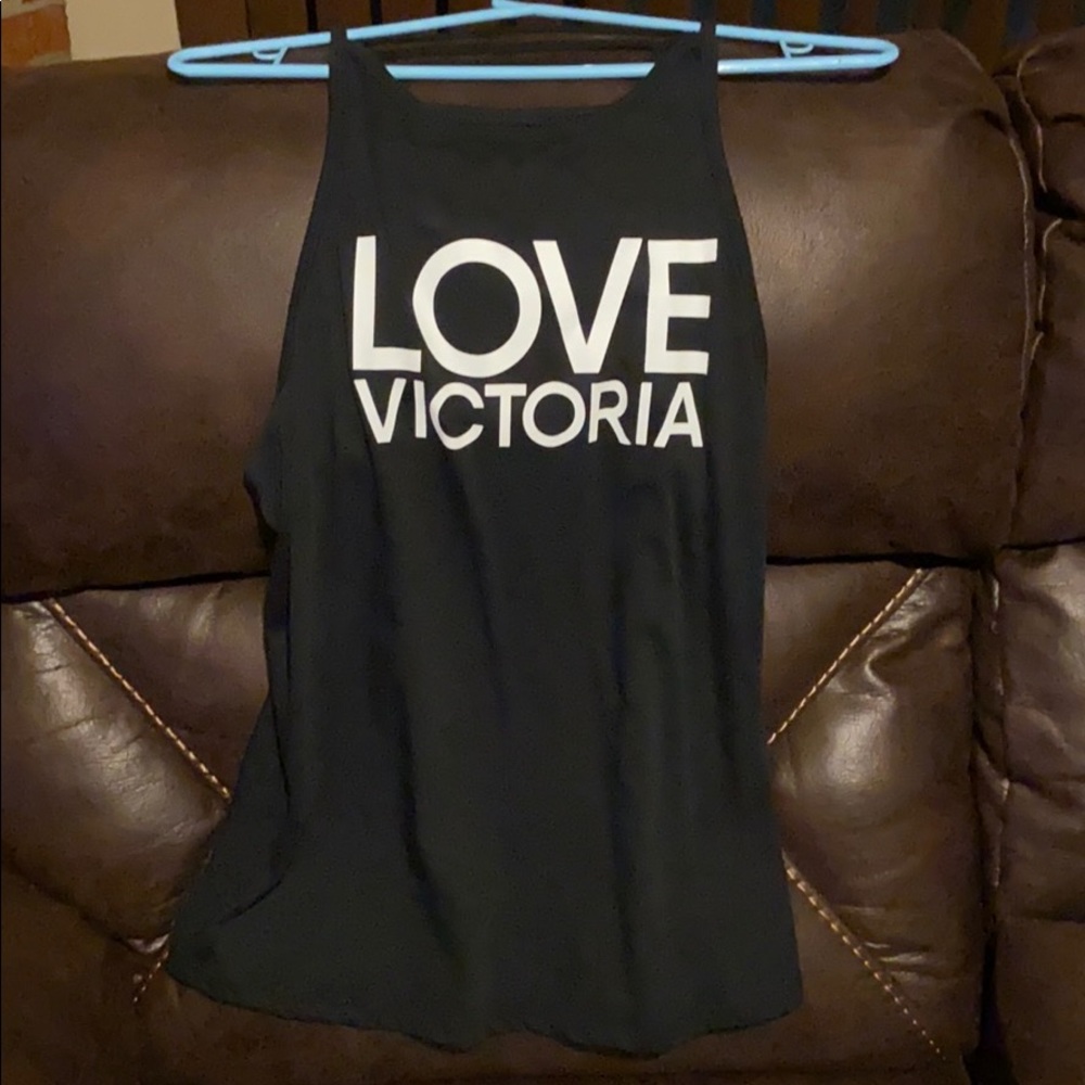 Very cute Victoria secret workout tank